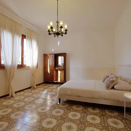 New Vintage Apartment *